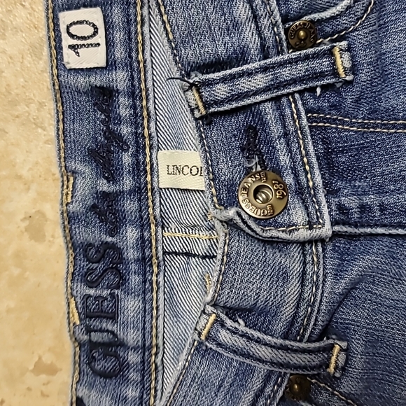 Junior Girls Guess Los Angeles size 10 Denim Jeans - Picture 4 of 4